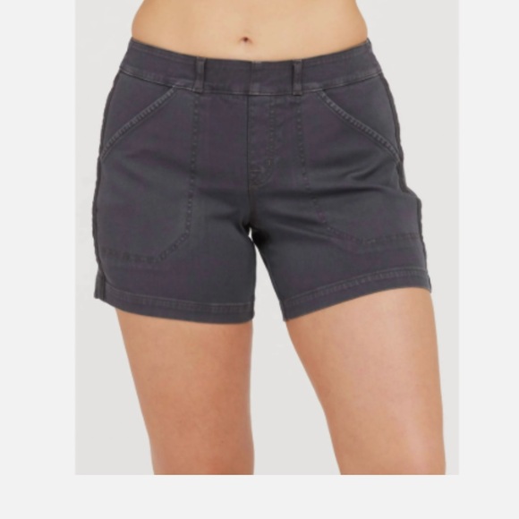 SPANX Wash Black Stretch Twill 6" Shorts Pull on Size S - Picture 4 of 6